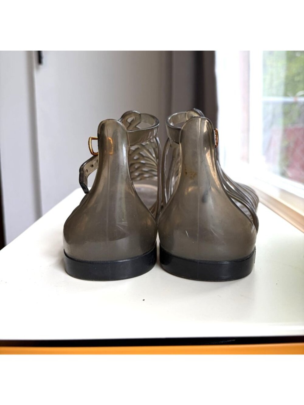 Diane Von Furstenberg DVF Jaya Love Knot Jelly Gladiator Sandal Gray Size 9M - Picture 6 of 10